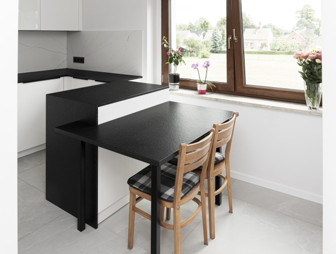 Granit Nero Assoluto Antico + Silestone Etrhereal Noctis