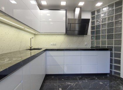 Granit Pitaya White+Via Lactea