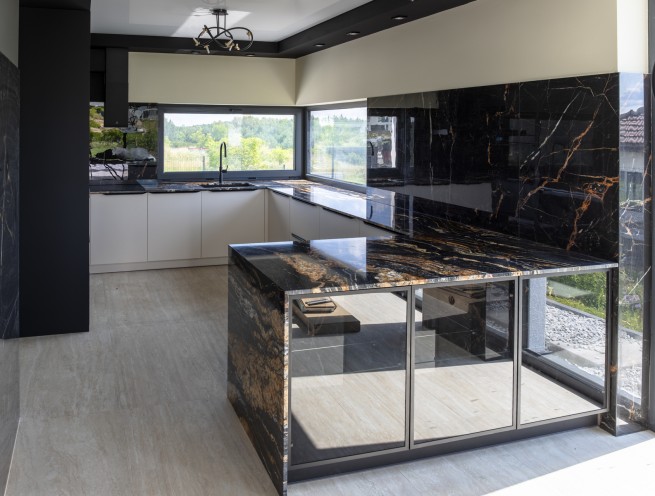 Granit Black Taurus
