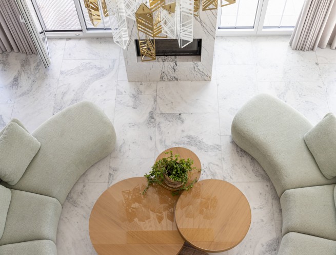 Posadzka z marmuru Aspen White